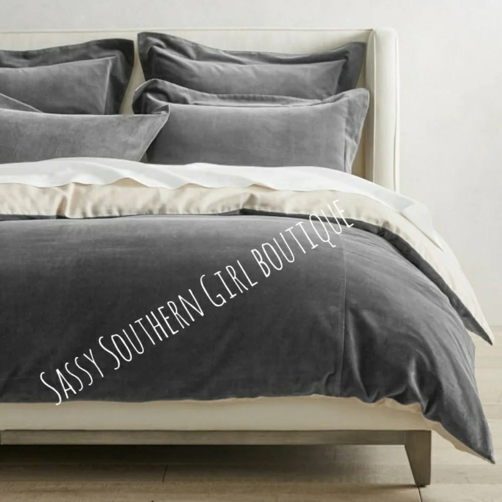 ⭐🆕 Luxurious Velvet Ivory Duvet comforter set